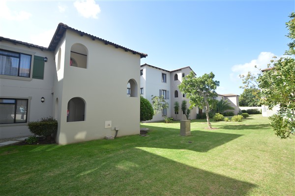 To Let 2 Bedroom Property for Rent in Bowtie Western Cape